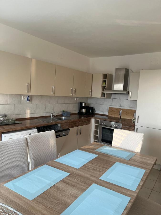 Apartments Lili Сень Экстерьер фото